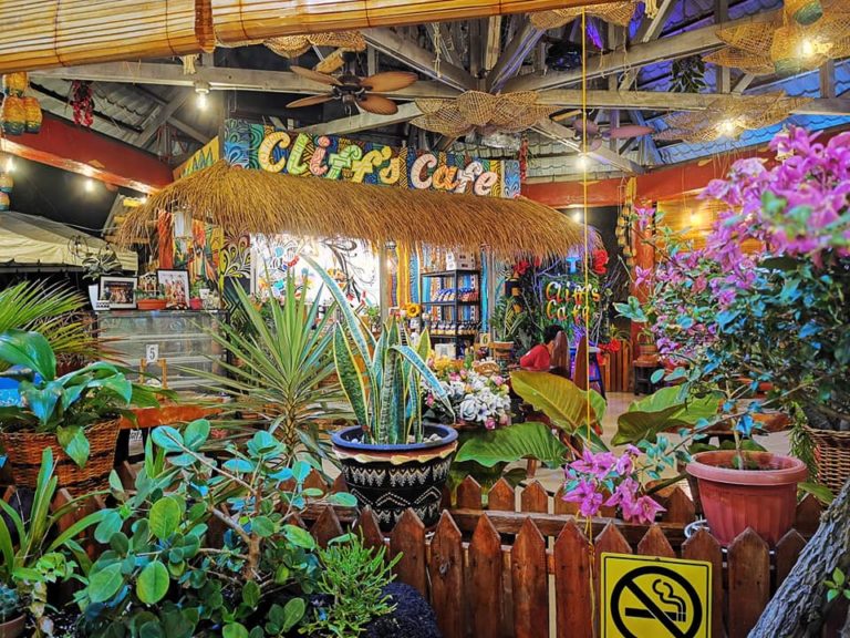 Cliff’s Café & Restobar: Restaurant With a Stunning View in Davao