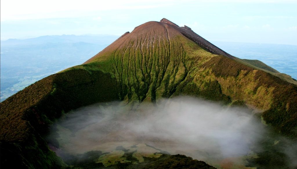 mount kanlaon tourism